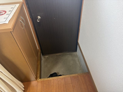 【玄関】 | 三由貸家