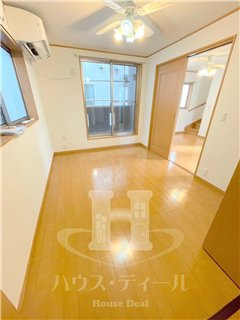 【洋室】 | 桜木町戸建 | 個人の部屋や寝室として使える洋室です