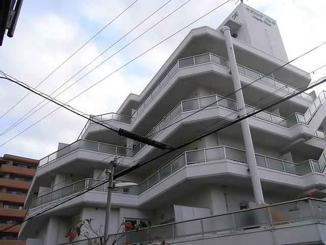 マグノリアパレスのエントランス