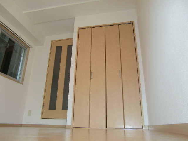 マグノリアパレスの洋室