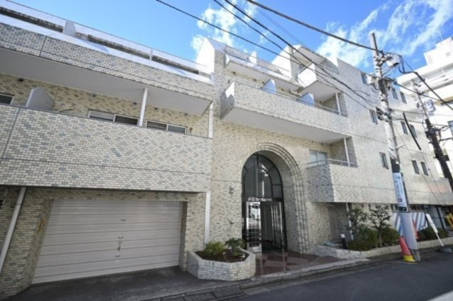 杉並区荻窪５丁目の賃貸マンションの外観