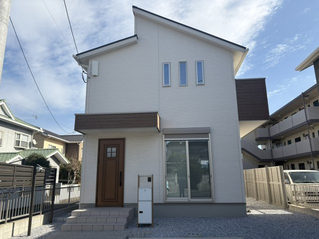 小倉南区中曽根2丁目　中古戸建の外観|R6年築の築浅戸建♪曽根小学校まで徒歩9分♪曽根中学校まで徒歩7分の好立地♪
【小倉南区　中古戸建】