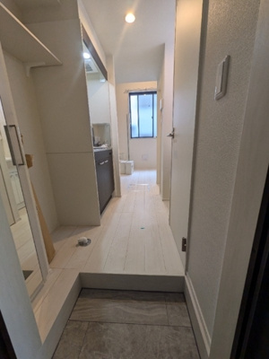 【玄関】 | リベラルバード