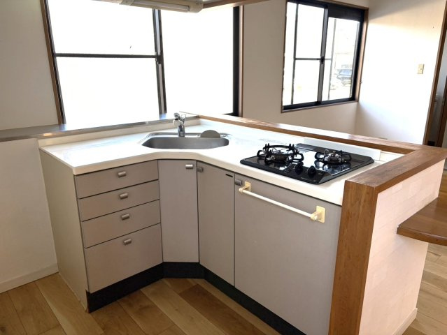 リバティ・ヴィラ　B棟のキッチン