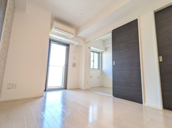 ハーモニーレジデンス名古屋イーストの居間・リビング