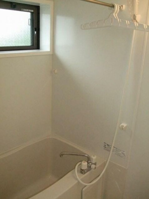 【浴室】 | Rose Wind～ばらの風～（ローズウィンドウ） | 落ち着いた空間のお風呂です