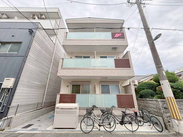 F　asecia　Mervilleの外観