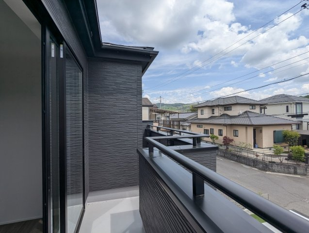 瀬戸市品野町5期4棟のバルコニー