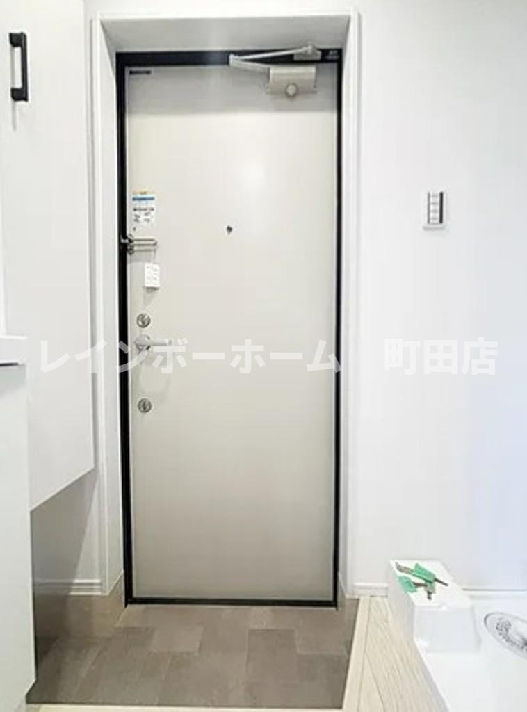 アザーレ・スフィーダ淵野辺※初期費用分割後払いサービス利用可能物件の玄関