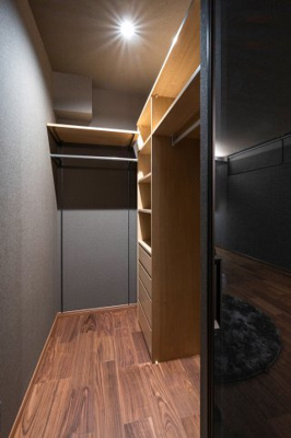 【収納】 | Vilike八幡野E | 2階、収納安心なWICです