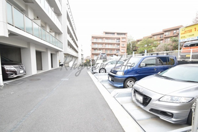 【駐車場】 | スタイリオ妙蓮寺