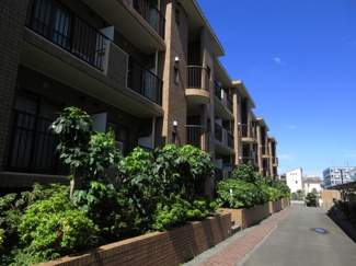 【エントランス】 | サンモリッツ宮崎台 | エントランス