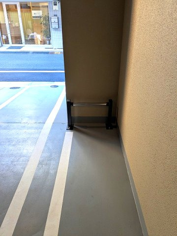 グランカーサ上野松が谷の設備|バイク置場、空き状況はご確認お願いします