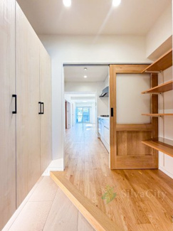 【駐車場】 | 秀和祐天寺レジデンス | 駐車場