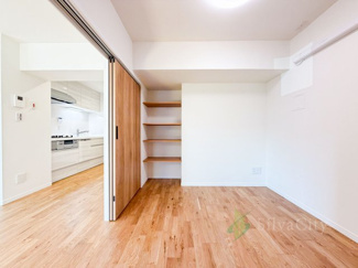 【ロビー】 | 秀和祐天寺レジデンス | エントランスホール