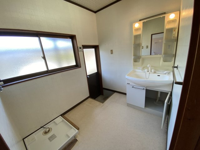 丹波市市島町与戸の中古一戸建の脱衣所