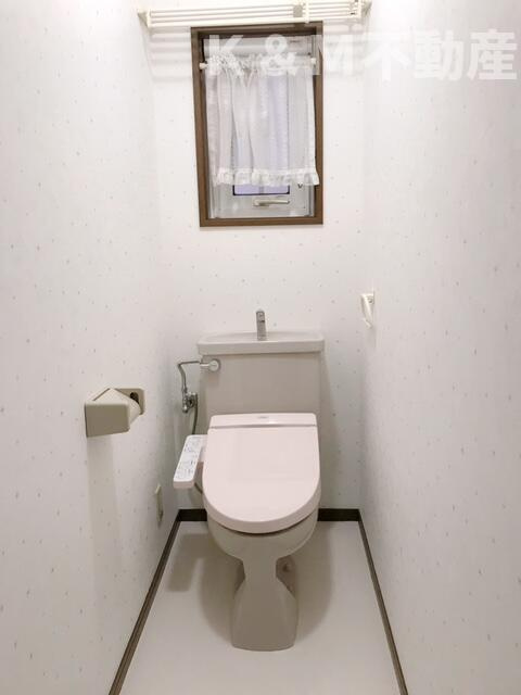 立花戸建てのトイレ|シンプルで使いやすいトイレです
