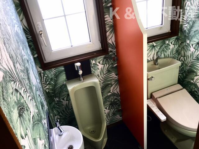 立花戸建てのその他|２階洋便器と小便用便器 