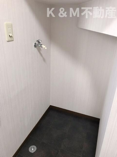 立花戸建ての設備|脱衣所に洗濯機置き場 