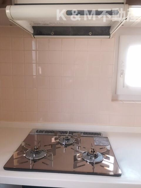 立花戸建てのキッチン|キッチンでお料理をお楽しみください