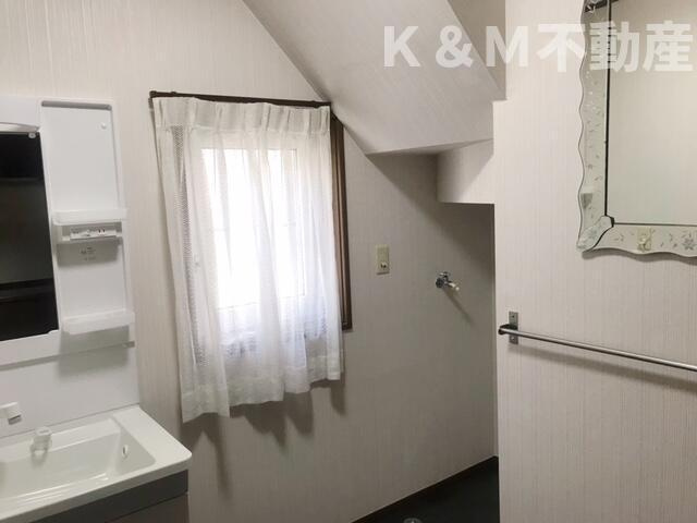 立花戸建てのロビー|建物の内部です