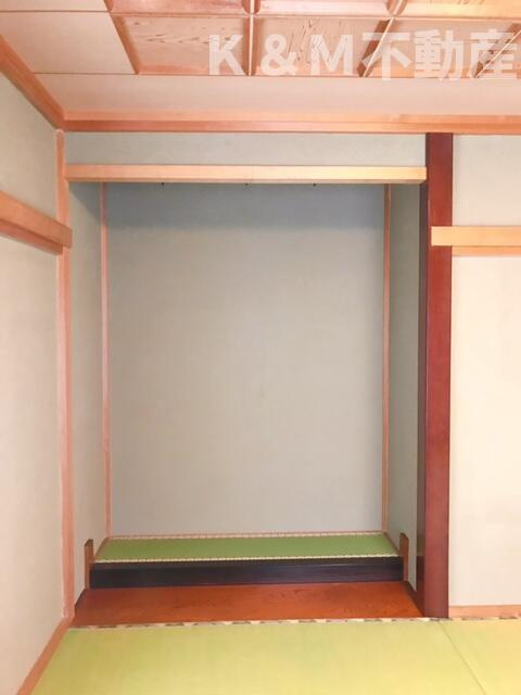 立花戸建ての和室|日本らしい落ち着いた雰囲気の和室です