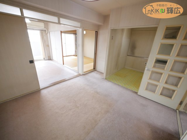 【居間・リビング】 | 姫路西スカイハイツ　3階