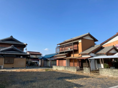 【庭】 | 蒔田3丁目戸建て | 230㎡の敷地付き