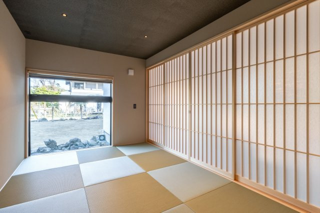 【和室】 | Vilike八幡野E | 明るい和室です