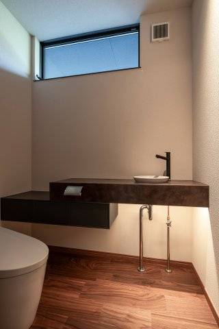 【トイレ】 | Vilike八幡野E | シンプルなデザインのトイレです