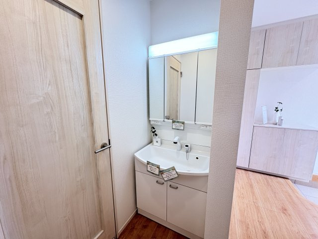 ハートフルタウン南風原町照屋の独立洗面台