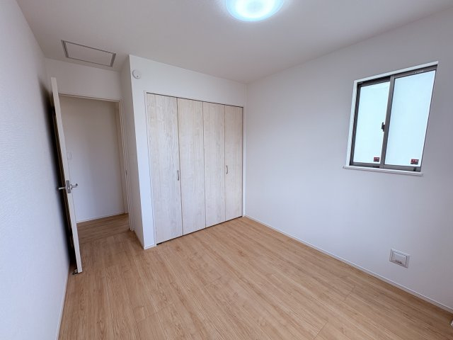 ハートフルタウン南風原町照屋の洋室