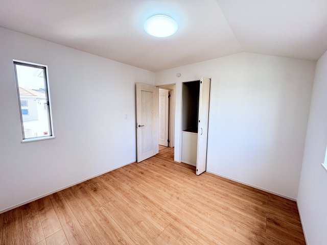 ハートフルタウン南風原町照屋の洋室