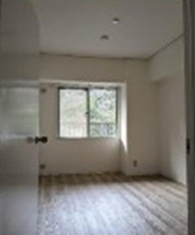 サンハイツ宝塚五月台B棟の洋室|個人の部屋や寝室として使える洋室です