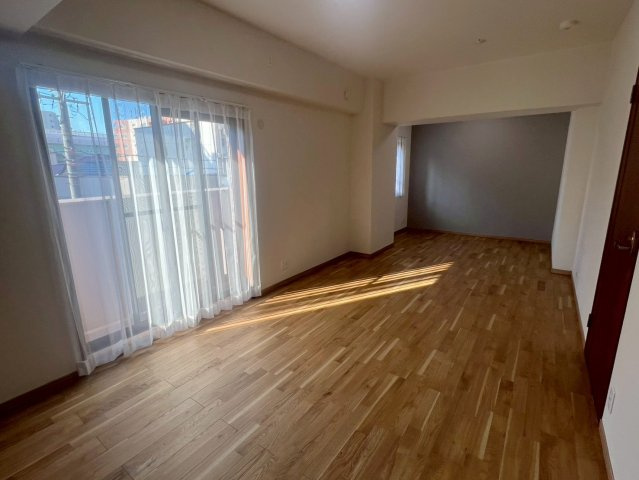 【仲介手数料無料／中川区】宝マンション金山ウエスト　303号室の洋室