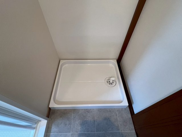 【仲介手数料無料／中川区】宝マンション金山ウエスト　303号室のランドリースペース