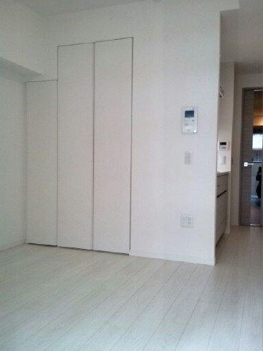 ライオンズアイル赤坂の居間・リビング|別室参考写真