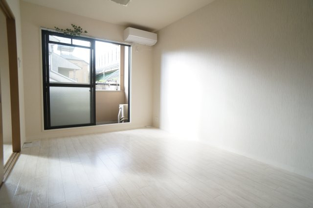 シャトー・ドゥ・クリヨンの洋室