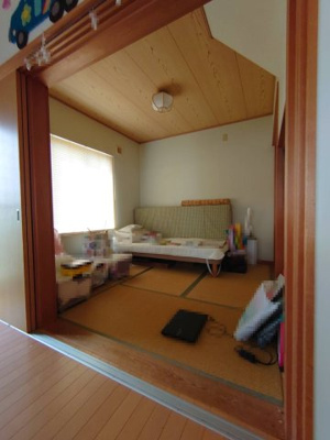 【内装】 | 神野町神野店舗事務所 | 畳コーナーで寛いで頂く事も出来ます