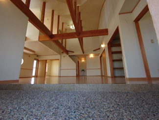 【内装】 | 神野町神野店舗事務所 | 吹き抜けになった開放感のある空間です