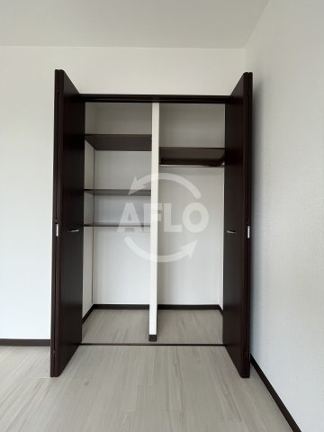 アーバンフラッツ西中島の収納|アーバンフラッツ西中島　クローゼット