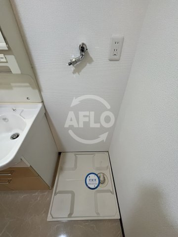 アーバンフラッツ西中島の洗面所|アーバンフラッツ西中島　洗濯パン