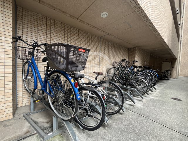 アーバンフラッツ西中島のその他|アーバンフラッツ西中島　駐輪場