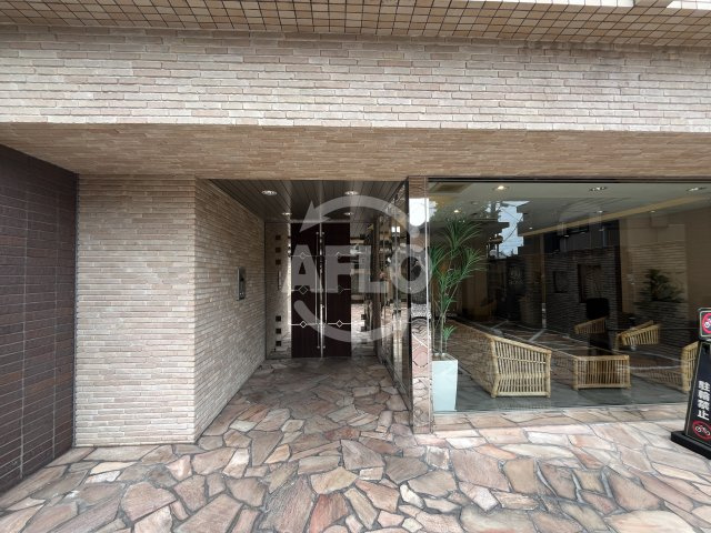 アーバンフラッツ西中島のエントランス|アーバンフラッツ西中島　エントランス