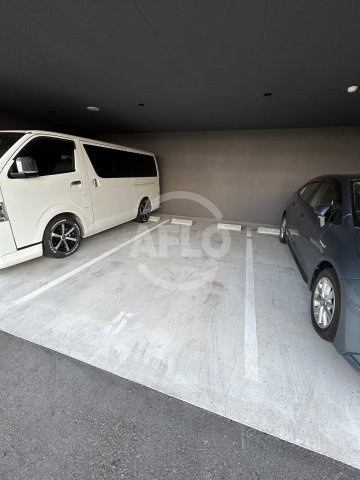 レジュールアッシュ塚本レジデンスの駐車場|レジュールアッシュ塚本レジデンス　駐車場