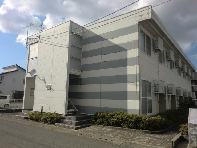 レオパレスプチＭの外観|おしゃれな外観です