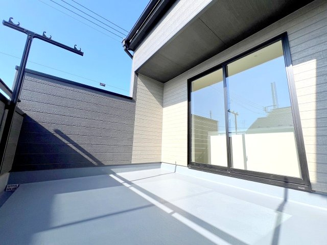 武蔵村山市残堀1丁目　全4棟　新築戸建のバルコニー