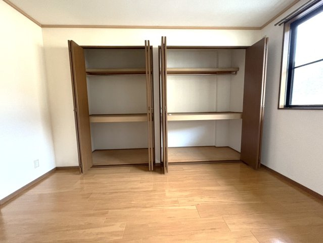 エステートYの収納
