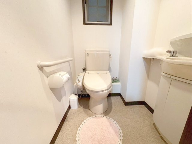 ベンタナヒルズ篠栗 6号館のトイレ|トイレは温水洗浄便座です！