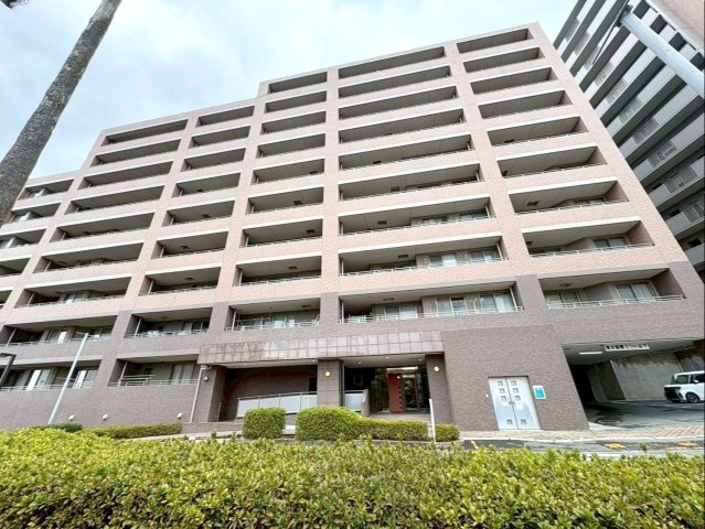 ベンタナヒルズ篠栗 6号館の外観|鉄筋コンクリート造10階建てのマンション！オール電化です！